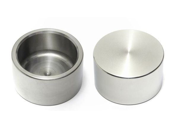 riri ページ Swinging Strawberry Bolero by Baby, the Stars Shine Bright